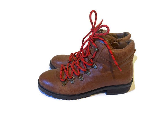 entrega a domicilio Recientemente Tesauro Vintage Leather Steve Madden Lace up Boots - Etsy