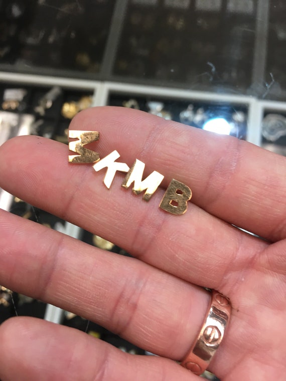 Initial Earring in 14k Gold