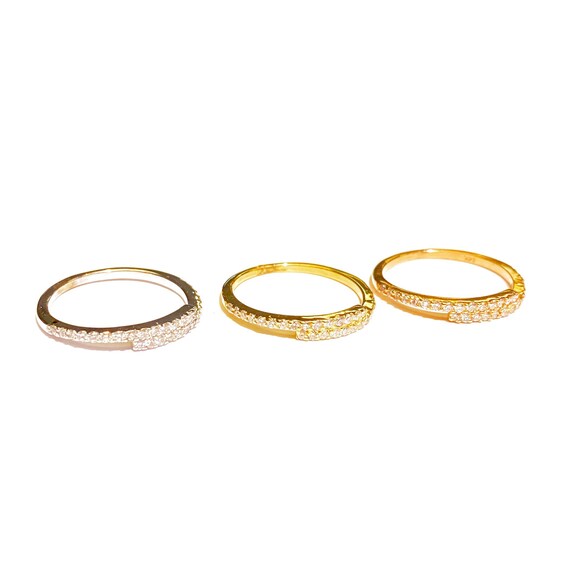 Diamond Offset Stackable Ring in 14k Gold