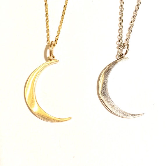 Moon Pendant in 14k Gold