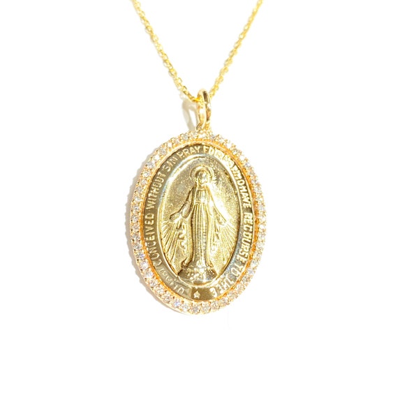 Diamond Mary Pendant in 14k Gold