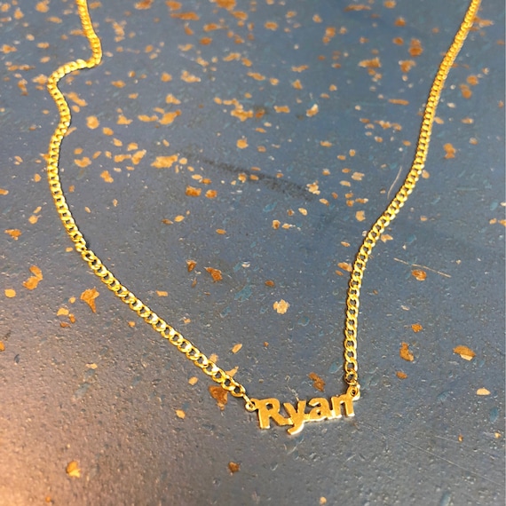 Mini Nameplate With Curb Chain in 14k Gold