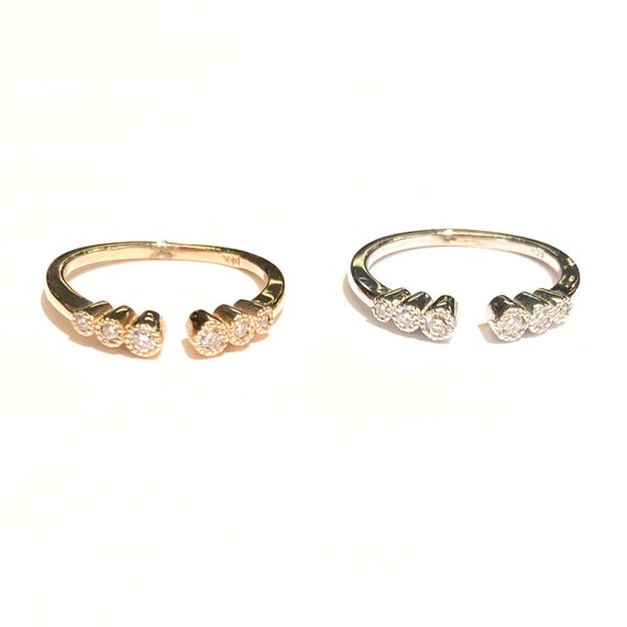 Open Graduated Diamond Ring in 14k Gold