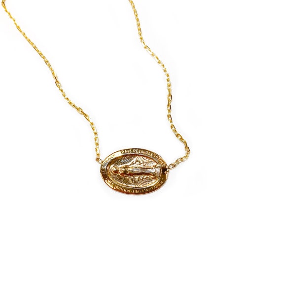 Sideways Mary Choker in 14k Gold