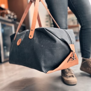 Weekender Duffle Bag: Waxed Canvas & Leather