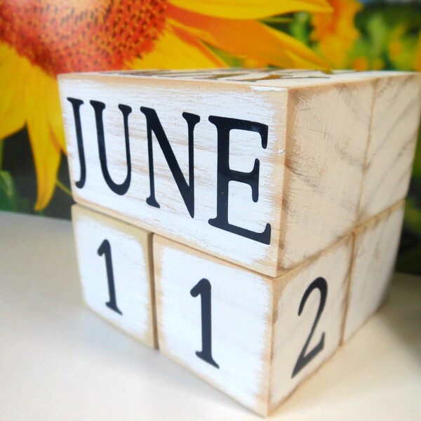 FARMHOUSE DISTRESSED perpetual wooden calendar / whitewashed or blackwashed distressed rustic wood / Christmas gift