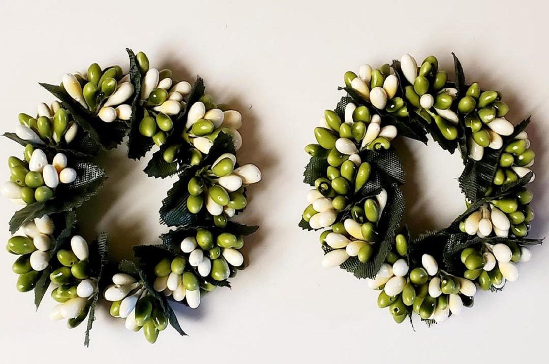 Small Berry Window Rings 2 Country Primitive Green & Cream White Pip Berry Taper Candle Rings 1. ...