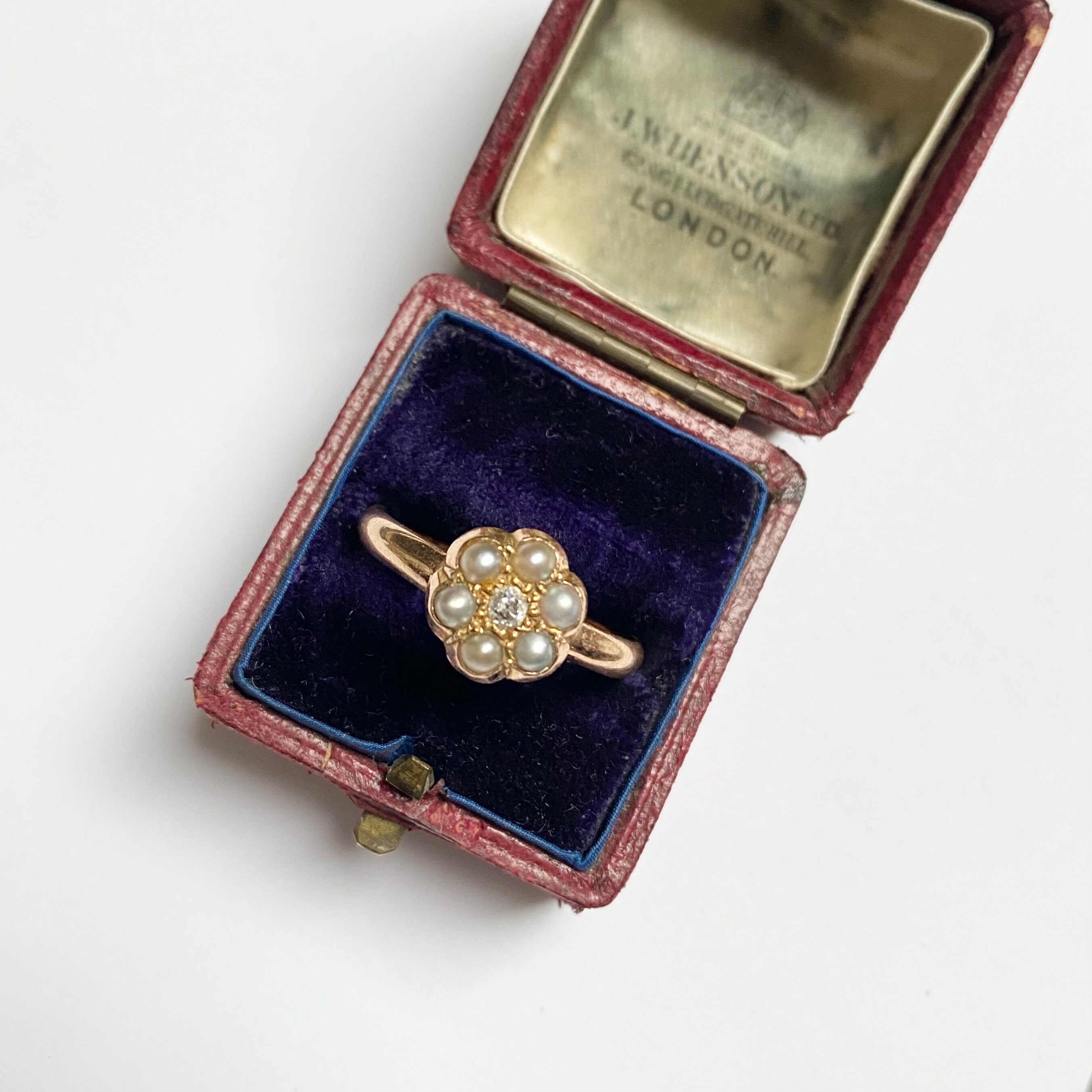 Antique Victorian Gold Pearl Cluster Ring: Diamond Center
