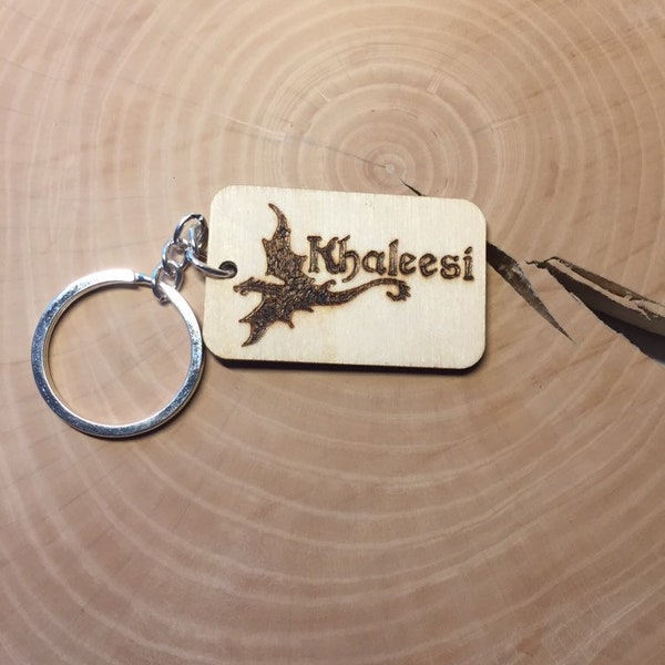 Khaleesi Daenerys Targaryen Game of Thrones Wooden Keyring Dothraki Wood Burnt Key Chain Gift