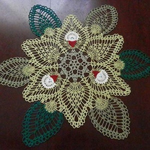 Stunning Handmade Crochet Tablecloth Doily, 28&quot;,Round,&quot;Santa Claus&quot;, Cotton100%