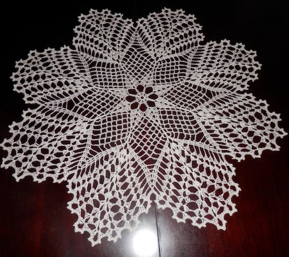 ECRU STAR Round 23 100/% Cotton Lovely Real Handmade Crochet Doily