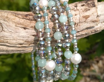 Freshwater Pearl and Jade Memory Wire Wrap Bracelet with Sea Horse Charm