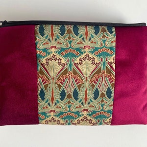 Velvet Luxury Liberty Ianthe Make Up Bag Pouch