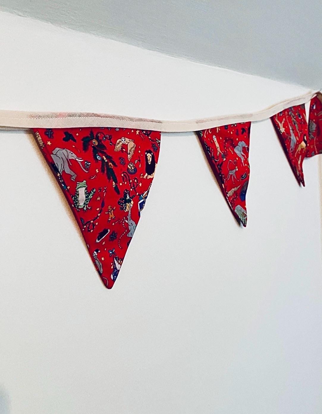 35 Elegant Christmas Hallway and Entryway Decorations 29 Liberty Red Christmas Animals Party Bunting Garland Flags