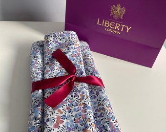 Liberty Wash Cloth Set | Bamboo Reusable Face Wipes | Floral Blue Floral Cloths | Eco friendly face towels | Liberty Wiltshire face wipes