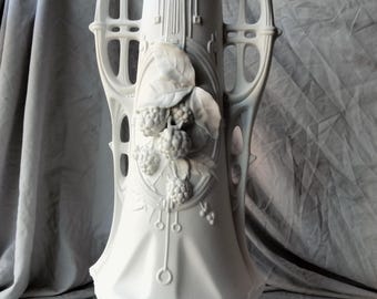 Royal Dux Art Nouveau 1920's era handled vase