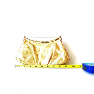 Cartera de mano dorada con encaje dorado, marfil, pequeña, pequeña, metal, metalizado, retro, vintage, elegante, glamurosa, moderna, con asa superior, formal, para graduación, motivo floral, regalo