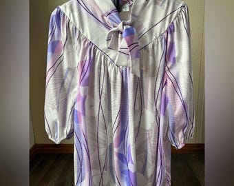 Vintage Purple and Pink Patterned blouse