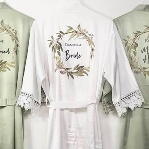 Personalised Bridal Robes, Sage Green Bridesmaid Robes, Bridal Party Robes, Wedding Dressing Gown, Bridesmaid Gifts, Floral Wreath Foliage