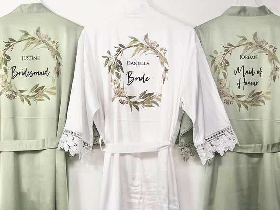 Buy DQSSYTTX Bride Robe for Wedding Day Lace Bridal Bathrobe Kimono Robe  Embroidery Silky Satin Bathrobe Wedding Party Sleepwear, White, Medium  Online at Low Prices in India - Amazon.in