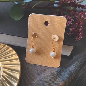 Brianna Fraser McKenzie / Sally Owens | Outlander / Practical Magic inspired pearl earrings