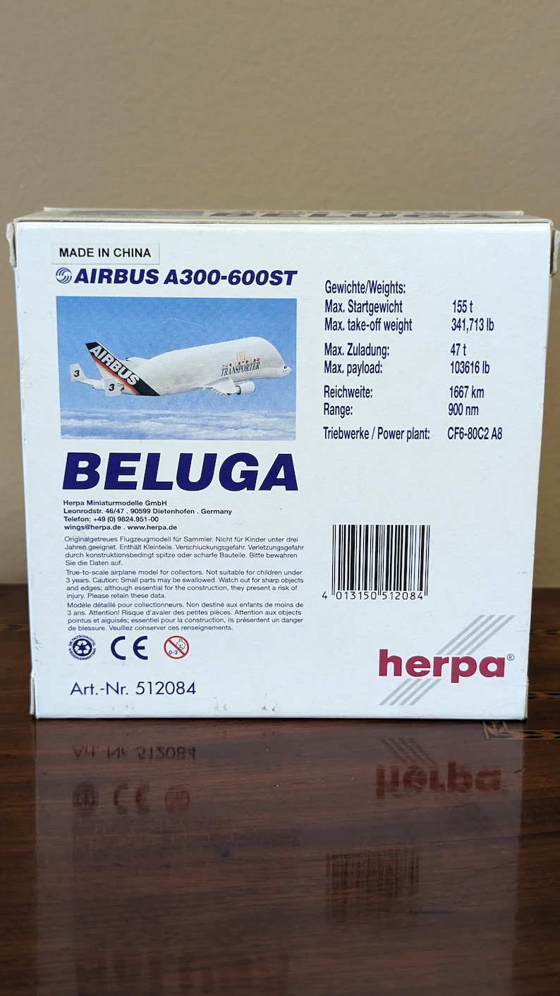 Herpa Airbus A300-600ST Beluga model plane 1:500 image 2
