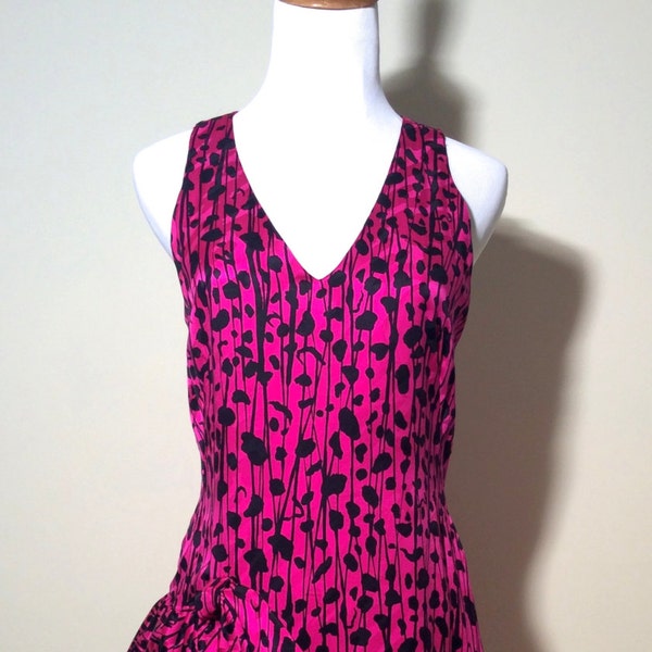 Vintage 1980s Magenta Pink and Black Silk Ruffle Formal Dress/8/PROM WOWNESS!/Fabulous and Unique/Incredible Silk Pattern/Artistic Geometric