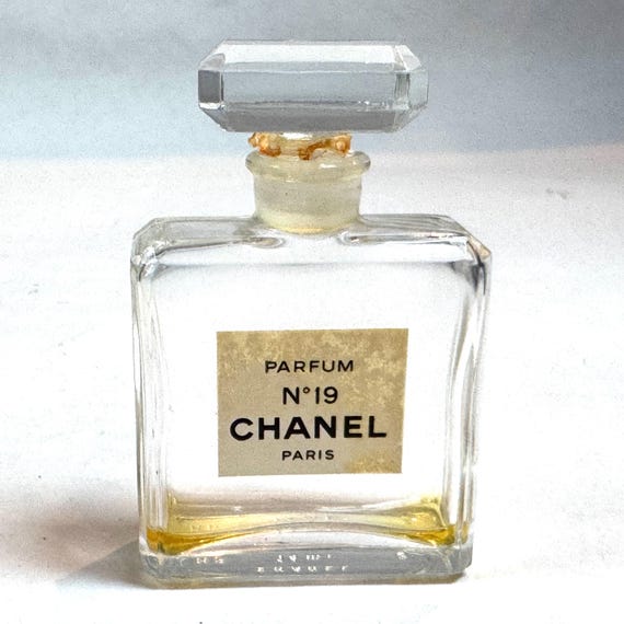 Vintage 1980s RARE Chanel No. 19 in Original Box/collectible
