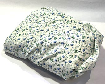 Vintage 1980s Laura Ashley Berry Bramble Twin Fitted Sheet Made in USa by Revman/Elastic All the Way Around