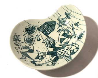 Vintage 1960s Danish Modern Nymolle Denmark Hoyrup Art Faience Fighting Viking Organic Shaped Trinket/Serving/Jewelry dish