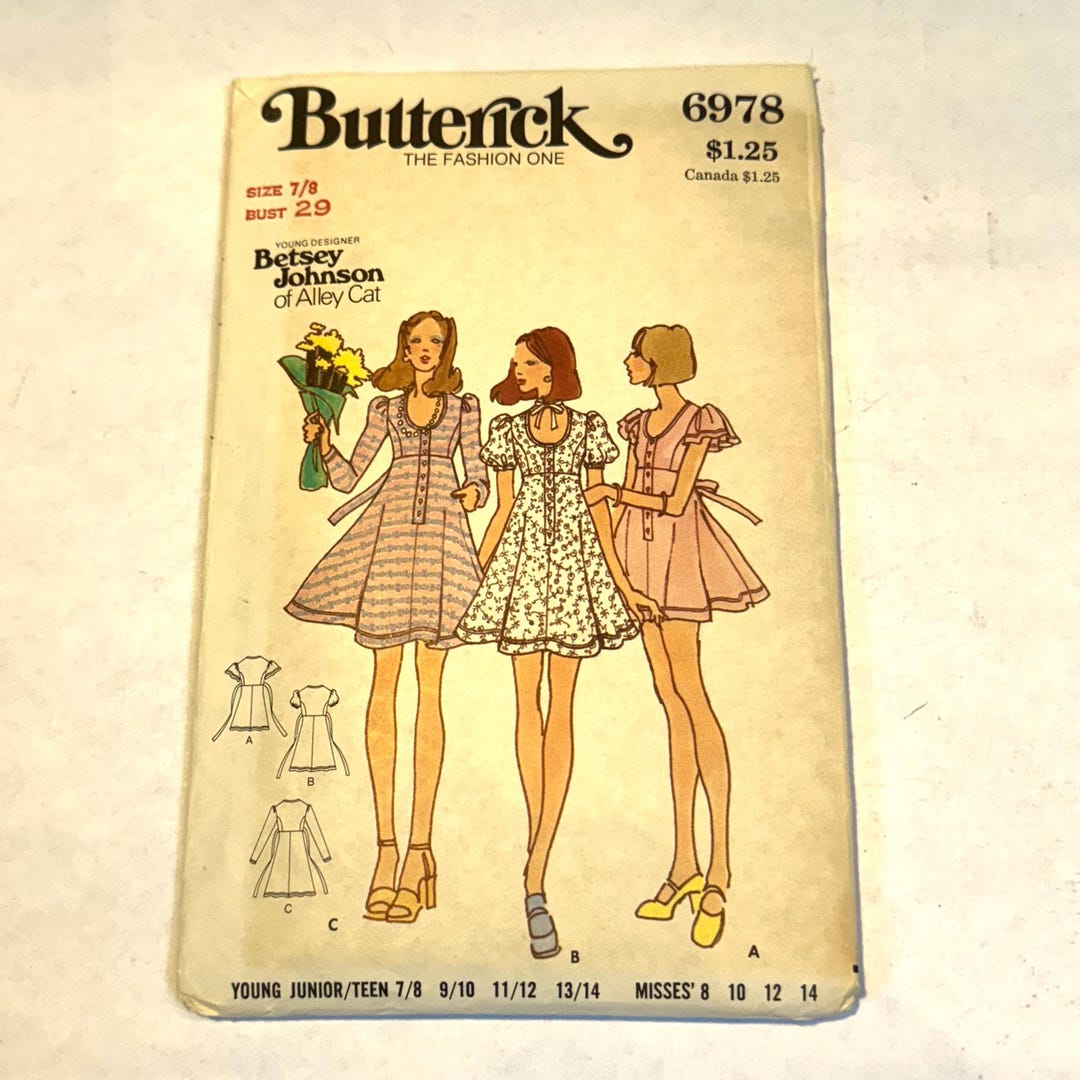 1970's Butterick Betsey Johnson A-Line Skirt, Straight Leg Pants, and Detachable Bib Pattern - Bust 32.5