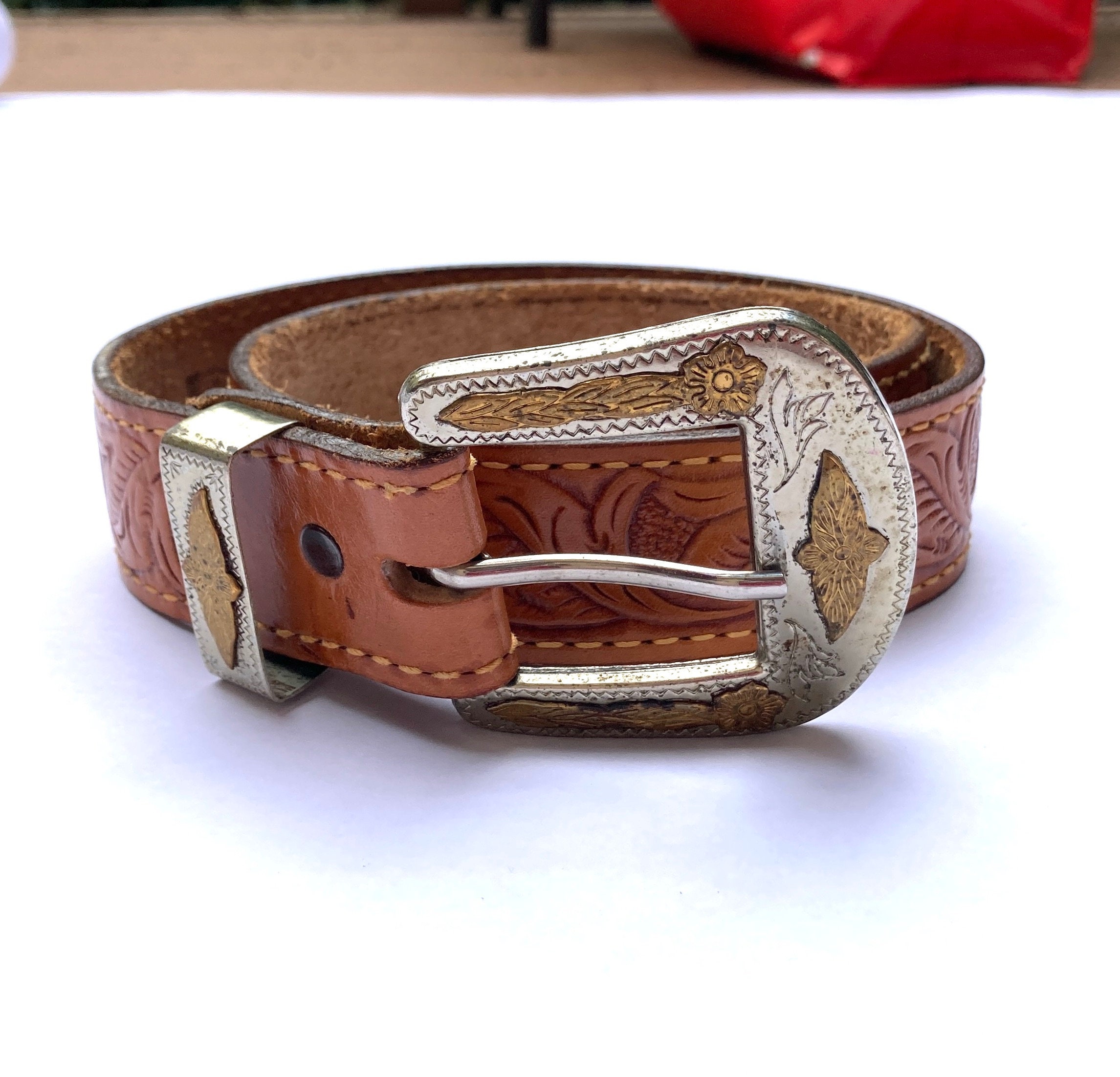 Vtg‎ Retro statement belt leather art to wear brass buckle rodeo boho stretchy Inspired by the American Southwest - my Belt Collection is  main image 2