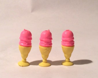 Vintage 1990s 11.5"/30 cm Fashion Doll Cool Times Ice Cream Soda Plastic Mini's escala 1:6/Yum Yum Ice Cream Shoppe