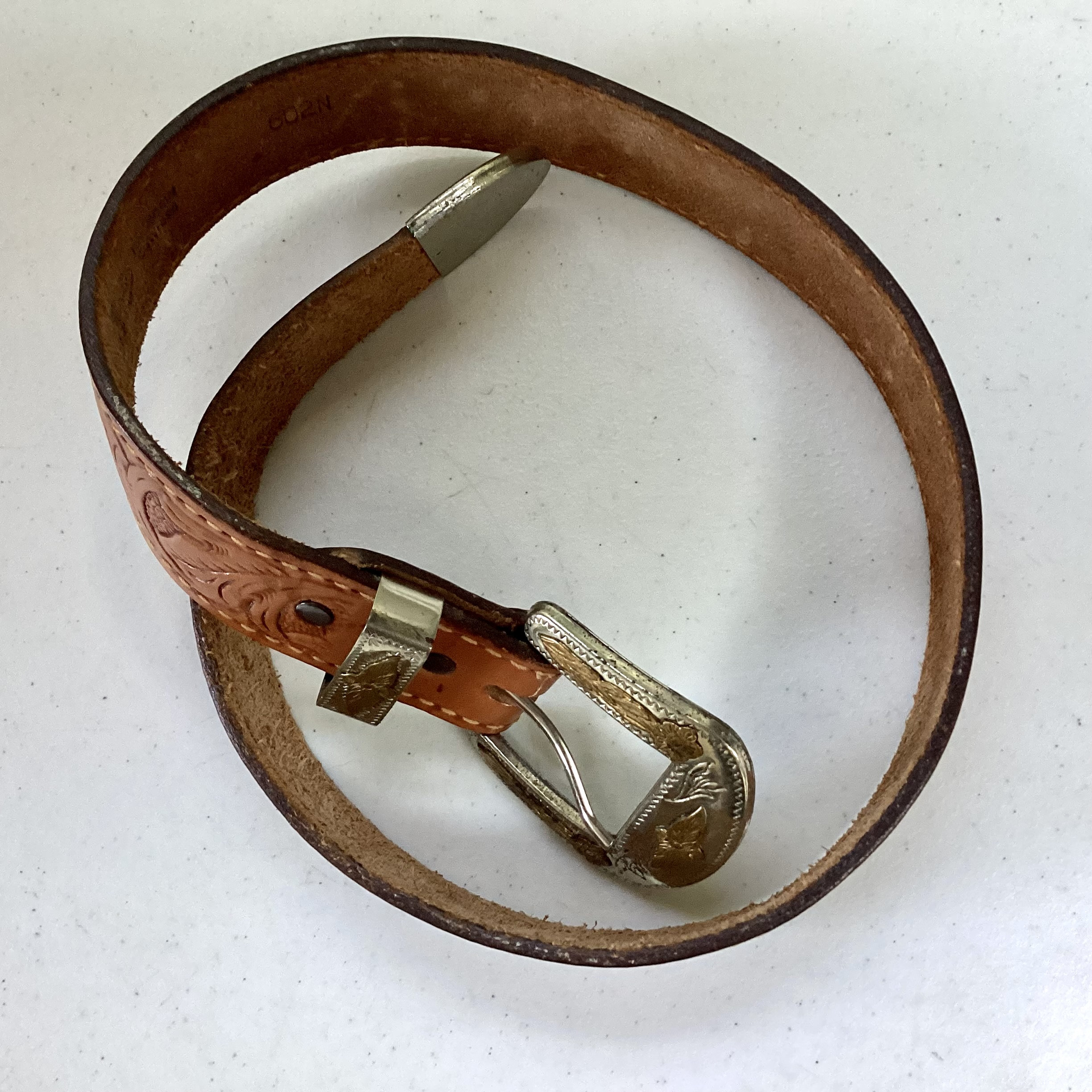Vintage early 1990s Western Tooled Leather Belt Silver Buckle ClassicBohoCowboy Vintage New Early 1990s Classic Boho Western Genuine Silver  main image 2