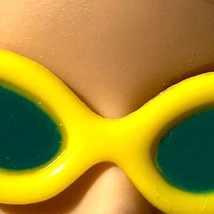 Vintage 1990s 11.5&quot;/30cm Fashion Doll Super Awesome Yellow Cat&#39;s Eye Sunglass Frames with Teal Green Lenses/Funky and Fashionable/Cute Cute