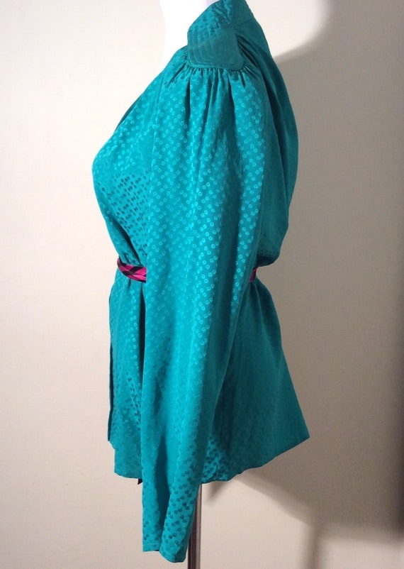 Vintage Early 1980s Teal Green Silk V Neck Blouse… - image 2