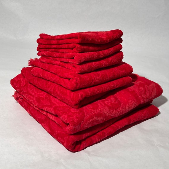 Vintage 1960s Bright Lipstick Red Mid Century Regency Towel Set/4  Washcloths/2 Hand/2 Bath Towels/state Pride Martex/all Cotton/amazing 