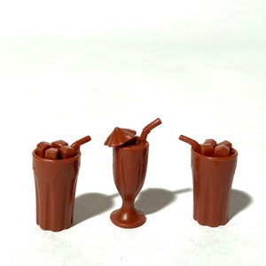 Vintage 1990s 11.5"/30 cmFashion Doll 1:6 Scale Dollhouse Miniatures Selection of Oh So Realistic Cocktail Drinks/Ice Cube/Umbrella Poolside