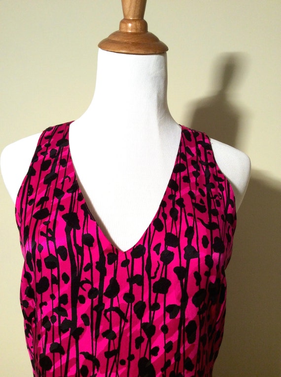 Vintage 1980s Magenta Pink and Black Silk Ruffle … - image 3