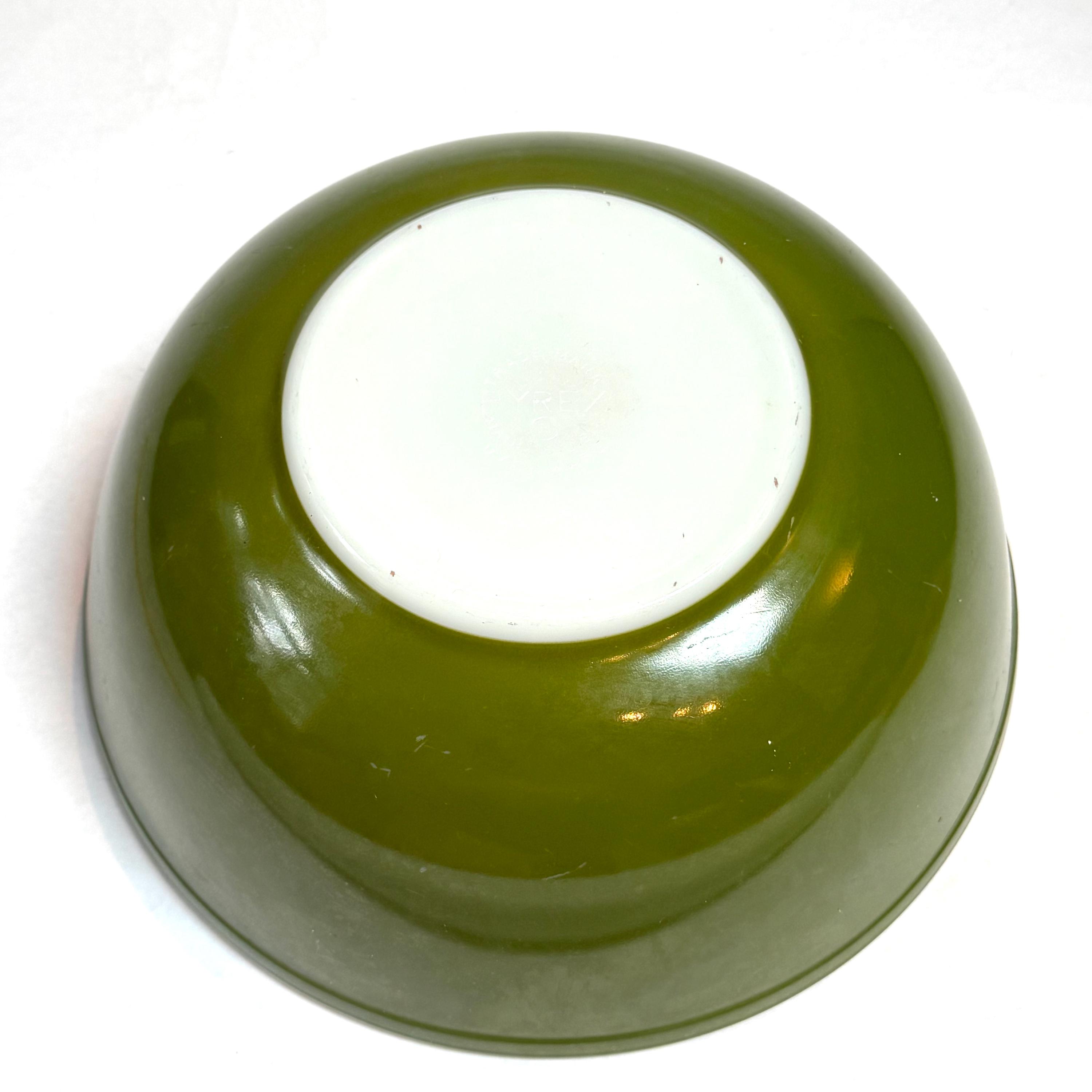 Vintage 1960s Pyrex 404 4qt Avocado Green Extra Large Mixing Bowl
