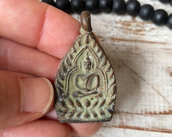 Thai Buddha Amulet Pendant // Thailand Amulet // Amulet Pendant // Buddhist Amulet // Mala Amulet Pendant / Buddhist Talisman / Buddha Charm