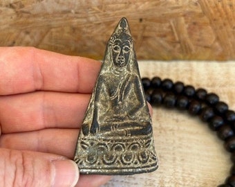 Thai Buddha Amulet  // Buddhist Alter Amulet // Thailand Buddha // Buddhist Amulet // Buddhist Talisman // Gift for Yogi // Buddha Charm