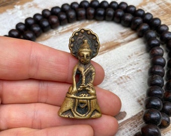 Small Buddha Statue // Buddha Statue // Buddhist Statue // Gift for Yogi // Thai Buddha Statue // Brass Buddha Statue // Buddha Alter Amulet