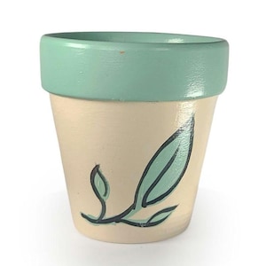 ZZ Leaf Pot. A personalized gift for any occasion. 4 inches pot, hand painted terracotta planter, flowerpots for plants.