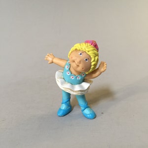 BALLERINA FIGURE, Vintage Cabbage Patch figure, Ballerina Cabbage Patch, Cabbage Patch girl in Blue Leotard, vintage pvc figure,vintage gift
