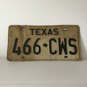 TEXAS LICENSE PLATE, Vintage license plate, Lone Star State plate, 1980s license plate, metal license plate, kitsch decor, rustic decor