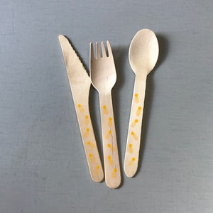 BALSA WOOD Utensils, tropical utensils, fork with pineapple, Vintage wood fork, eco friendly fork, disposable utensils, yellow wood cutlery