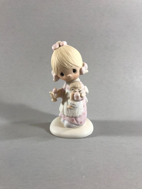 Precious Moments フィギュア ~ I Only Have Ice for You #530956 Precious Moments Figure A Special Toast To Precious Moments COO17