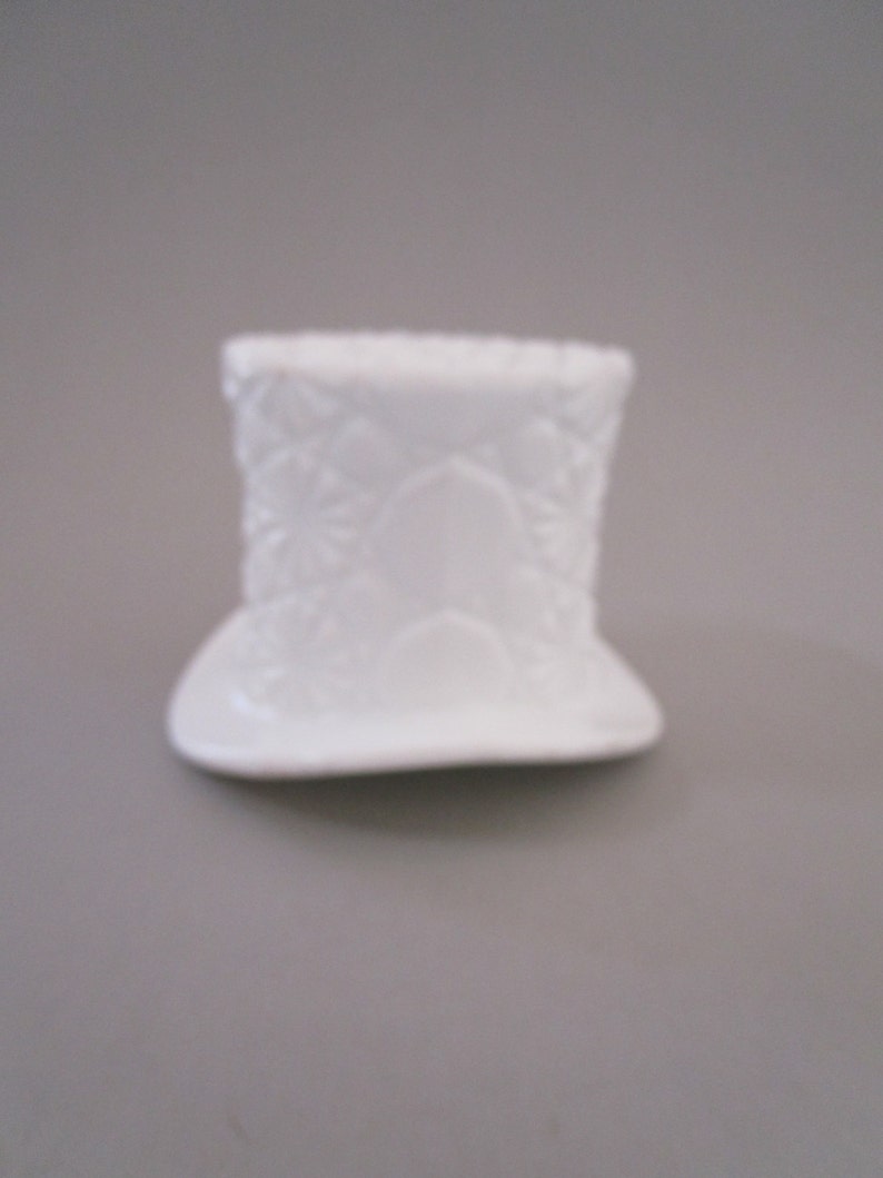 WHITE TOP HAT Decorative Top Hat Ceramic Top Hat Milk Glass Etsy
