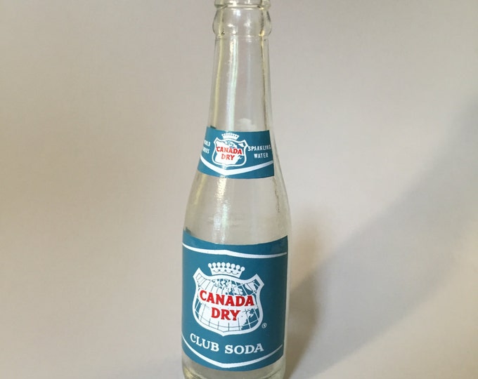 CANADA DRY Glass Bottle,vintage Canada Dry Bottle, Canada Dry Club Soda